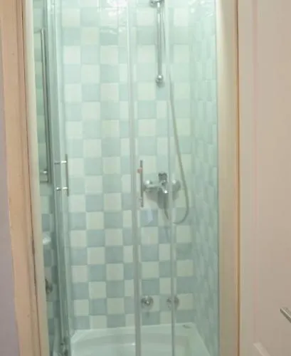 Kapa Hostel Χβαρ